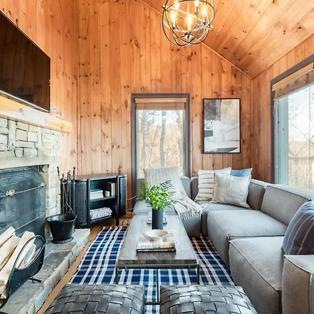 Fontana By Avantstay Gorgeous Mountain Cabin W Views Hot Tub Game Room